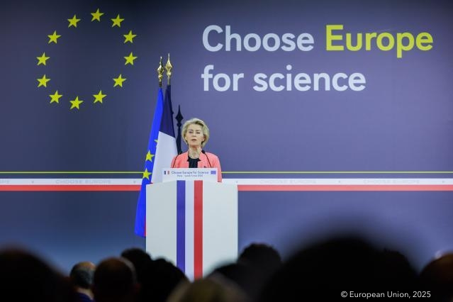 Top story of the week: European Commission shines spotlight on science with €500 million “Choose Europe for Science” initiative to attract global research talent