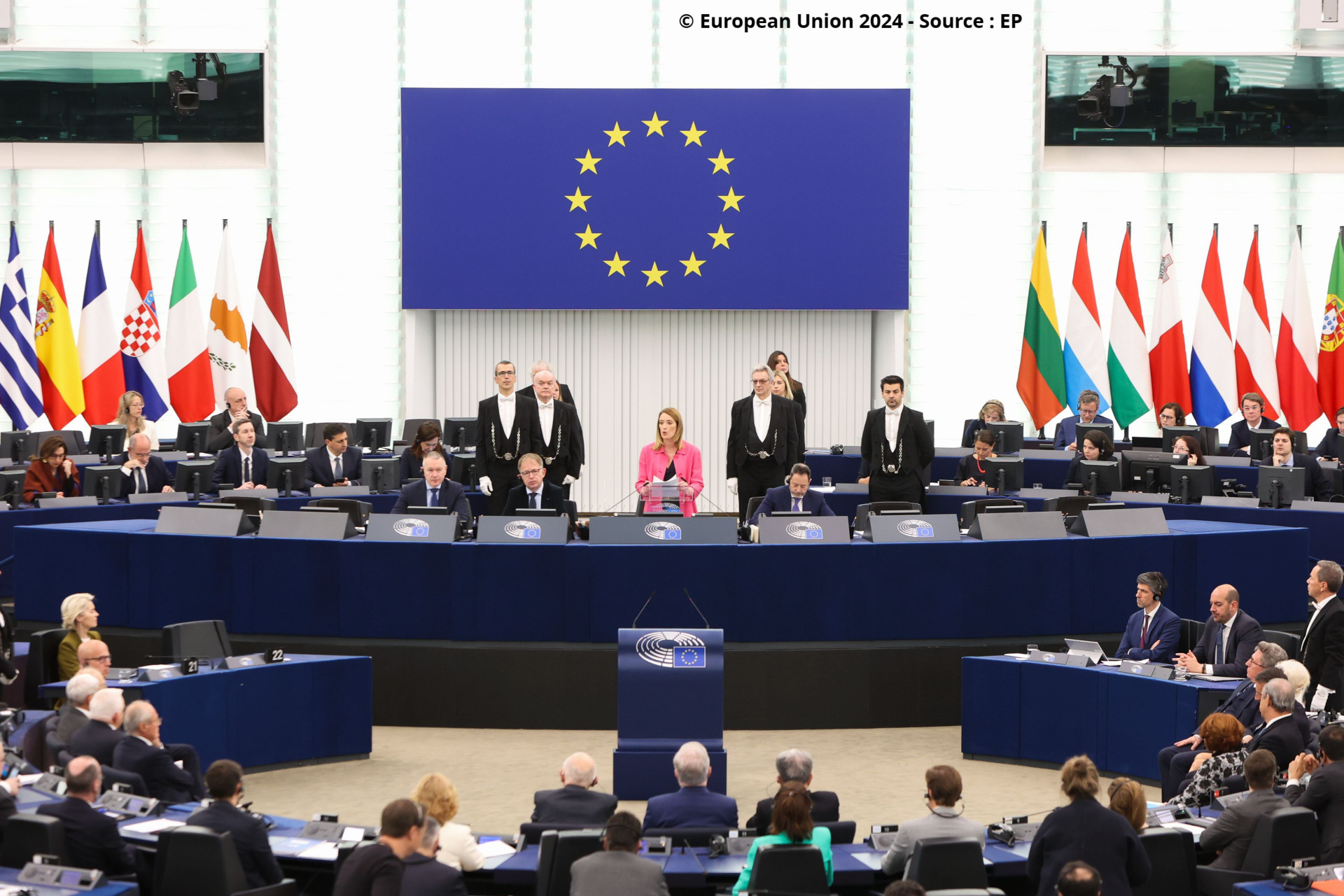 Top story of the week: Final stretch for key Green Deal files as last European Parliament plenary concludes 2019-2024 legislative term 